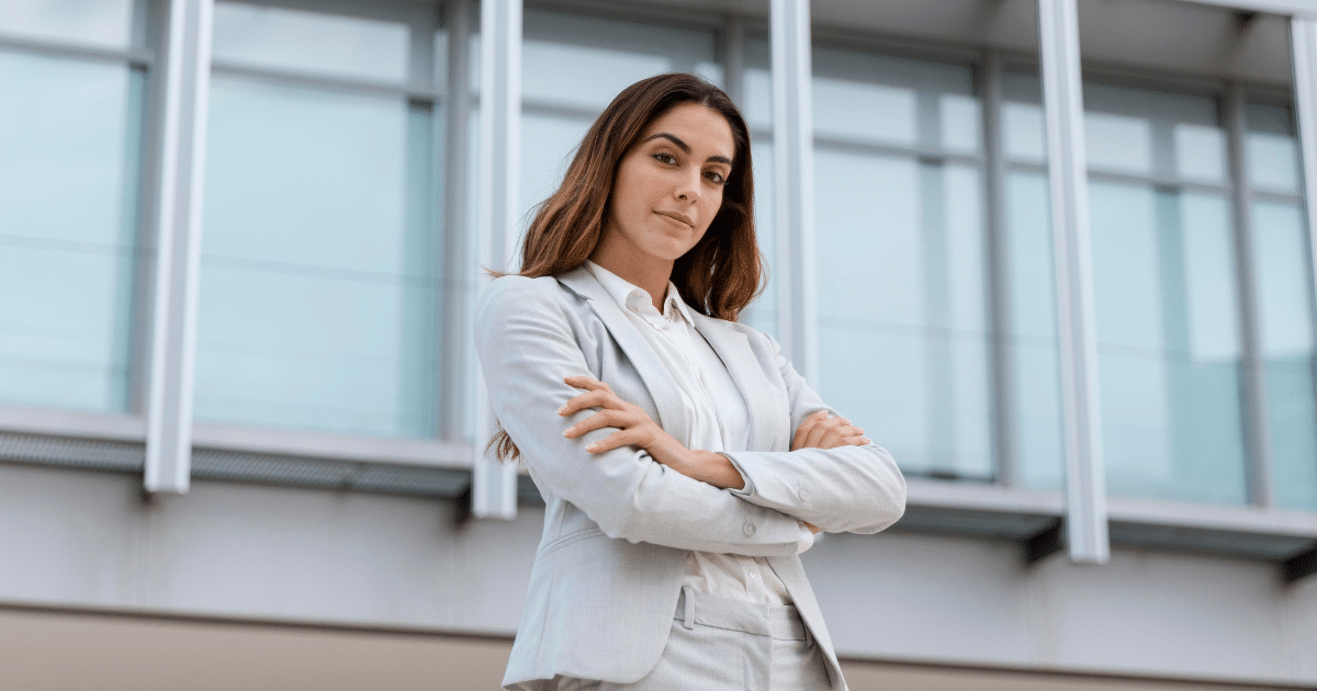 Business professional in a suit, representing effective strategies to build business credit and financial growth.